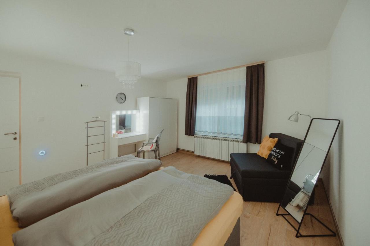 Kucica Apartment Ðakovo Екстериор снимка